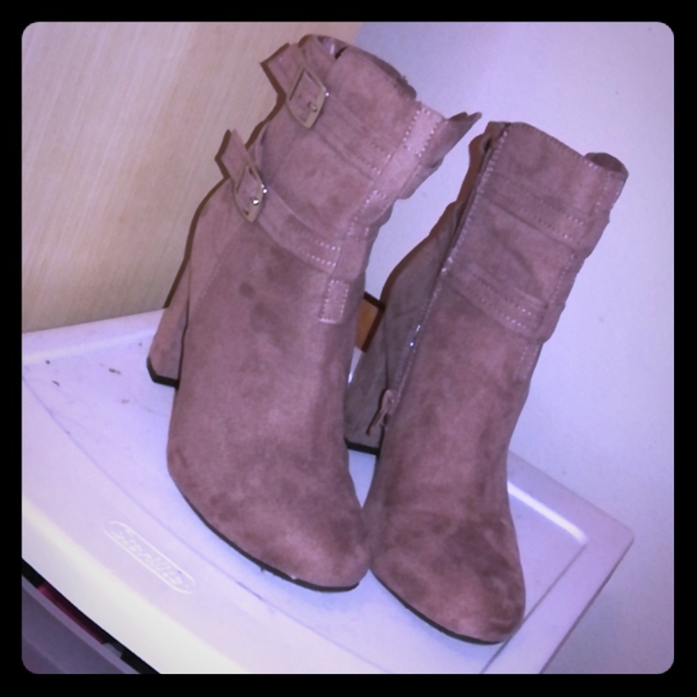 Christian siriano heels